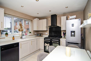 Photo 1- click for photo gallery